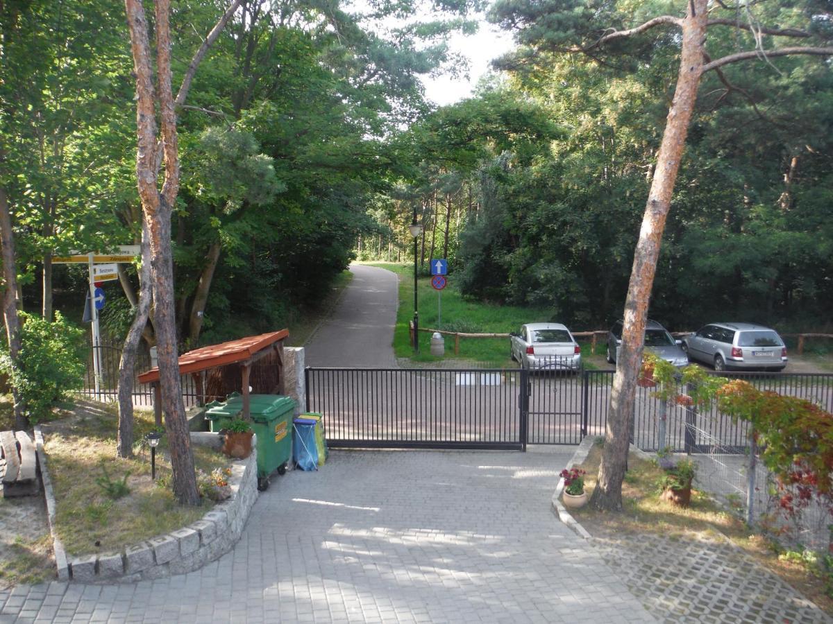 Dom Na Wzgorzu Apartment Jastarnia Exterior photo